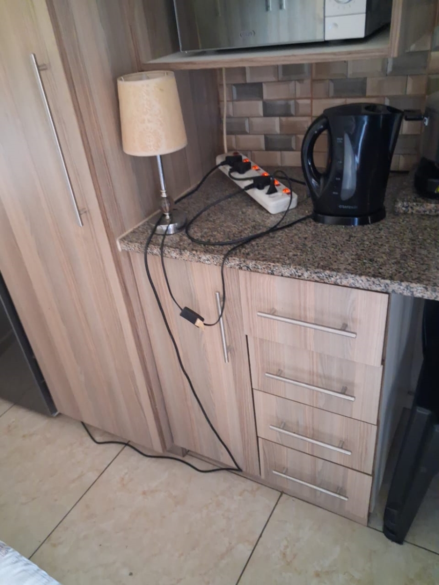 1 Bedroom Property for Sale in Brackenham KwaZulu-Natal