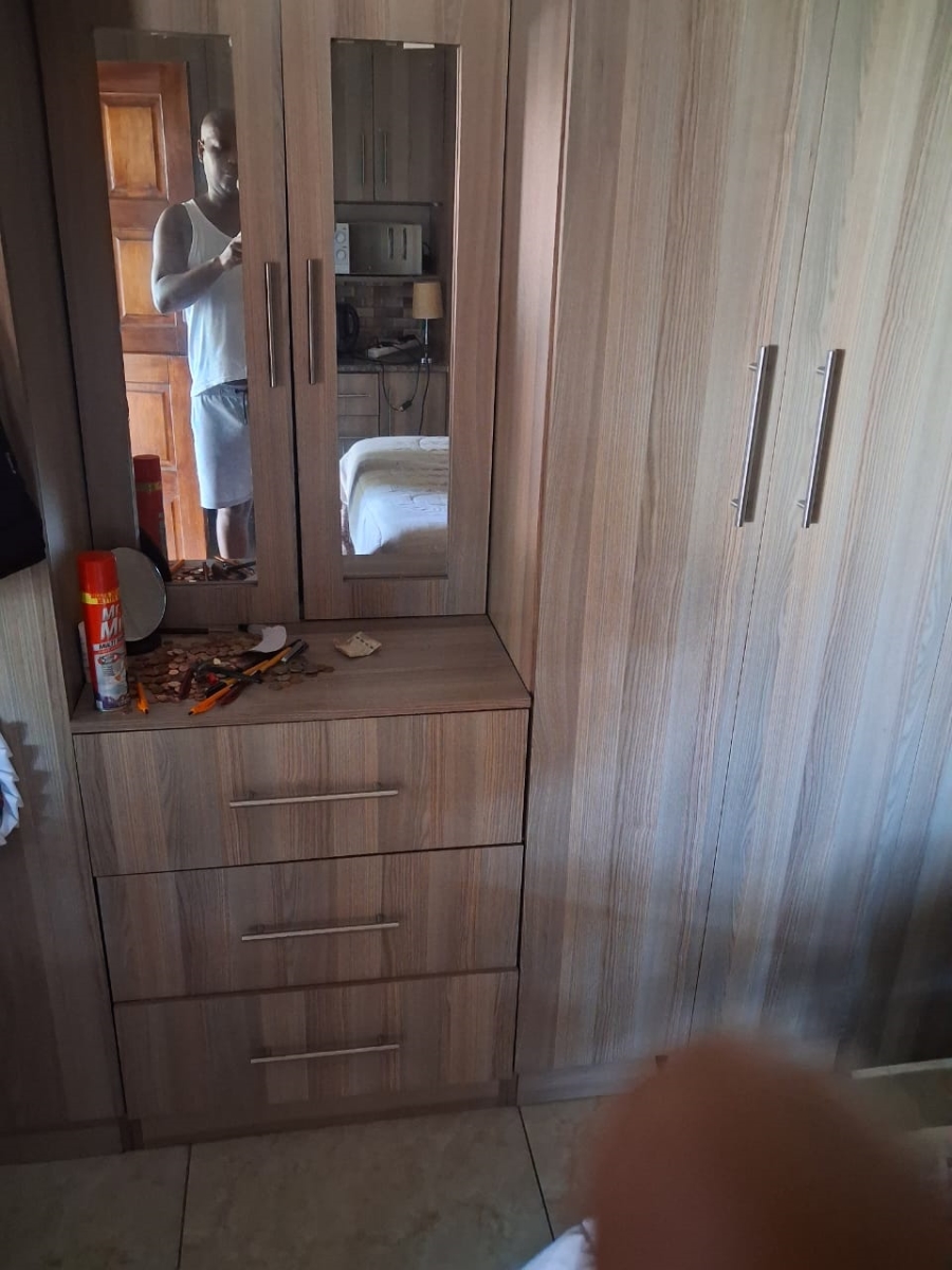 1 Bedroom Property for Sale in Brackenham KwaZulu-Natal
