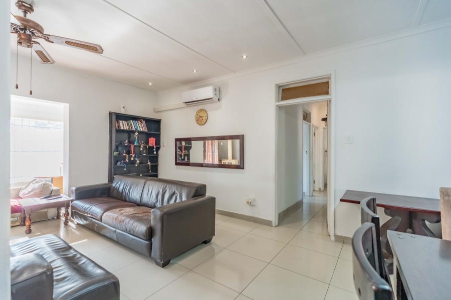 3 Bedroom Property for Sale in Highlands Hills KwaZulu-Natal