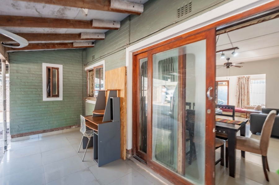 3 Bedroom Property for Sale in Highlands Hills KwaZulu-Natal