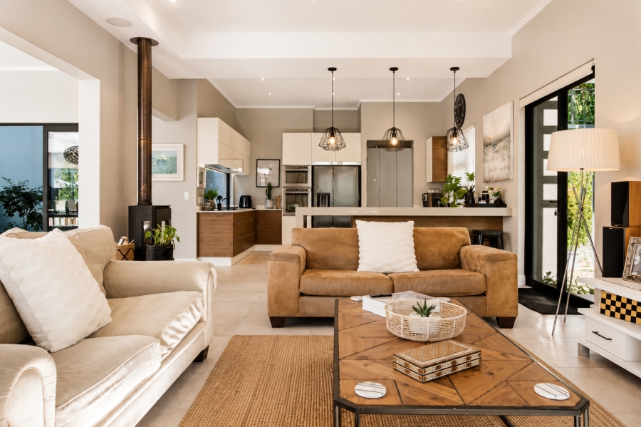 5 Bedroom Property for Sale in Cotswold Downs Estates KwaZulu-Natal