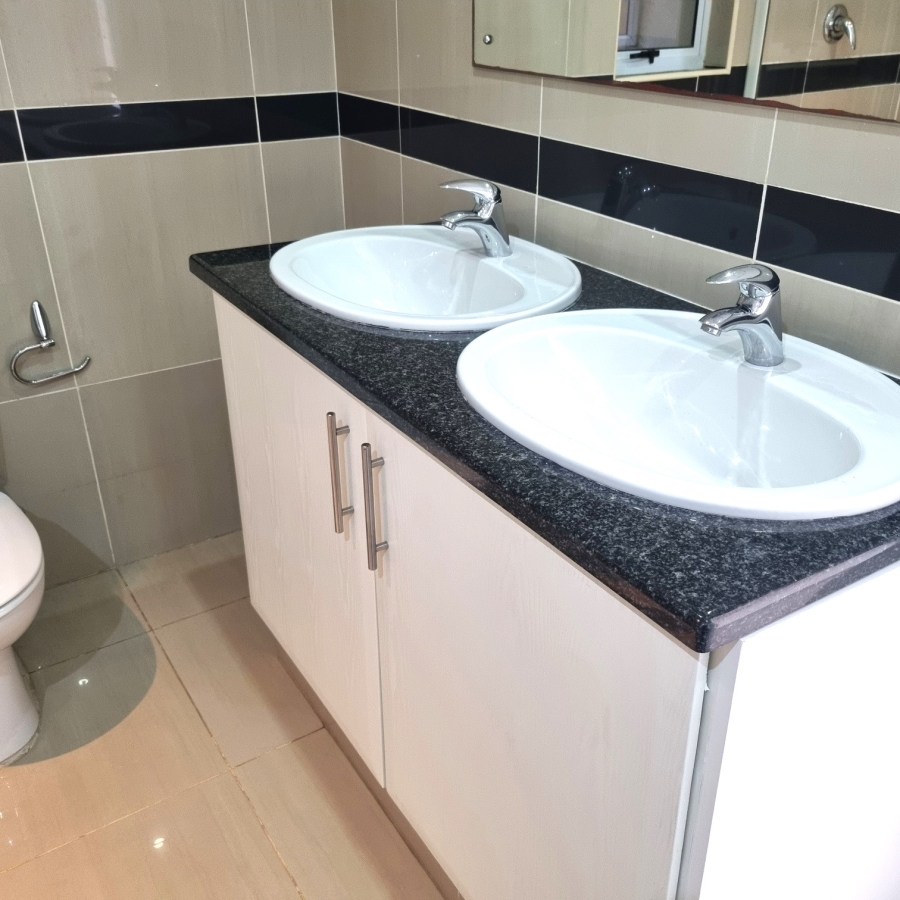 To Let 2 Bedroom Property for Rent in La Lucia Ridge KwaZulu-Natal