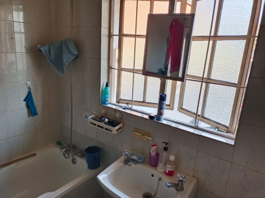 2 Bedroom Property for Sale in Scottsville KwaZulu-Natal