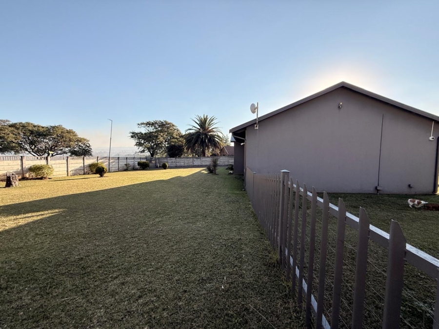 3 Bedroom Property for Sale in Sunnyridge KwaZulu-Natal