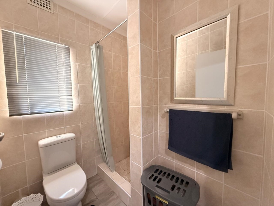 3 Bedroom Property for Sale in Sunnyridge KwaZulu-Natal