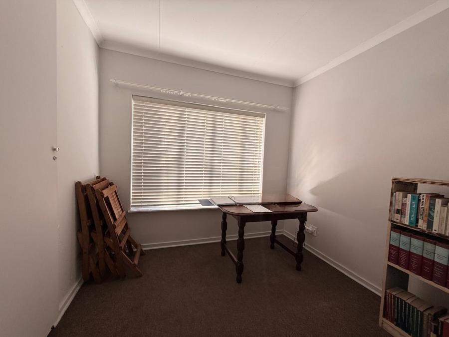 3 Bedroom Property for Sale in Sunnyridge KwaZulu-Natal