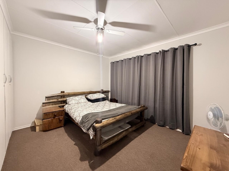 3 Bedroom Property for Sale in Sunnyridge KwaZulu-Natal