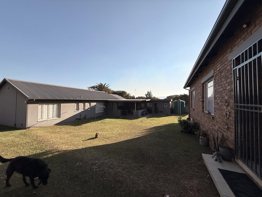 3 Bedroom Property for Sale in Sunnyridge KwaZulu-Natal