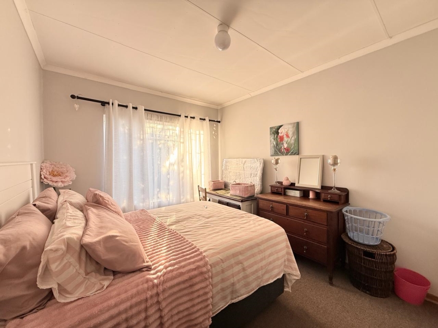 3 Bedroom Property for Sale in Sunnyridge KwaZulu-Natal