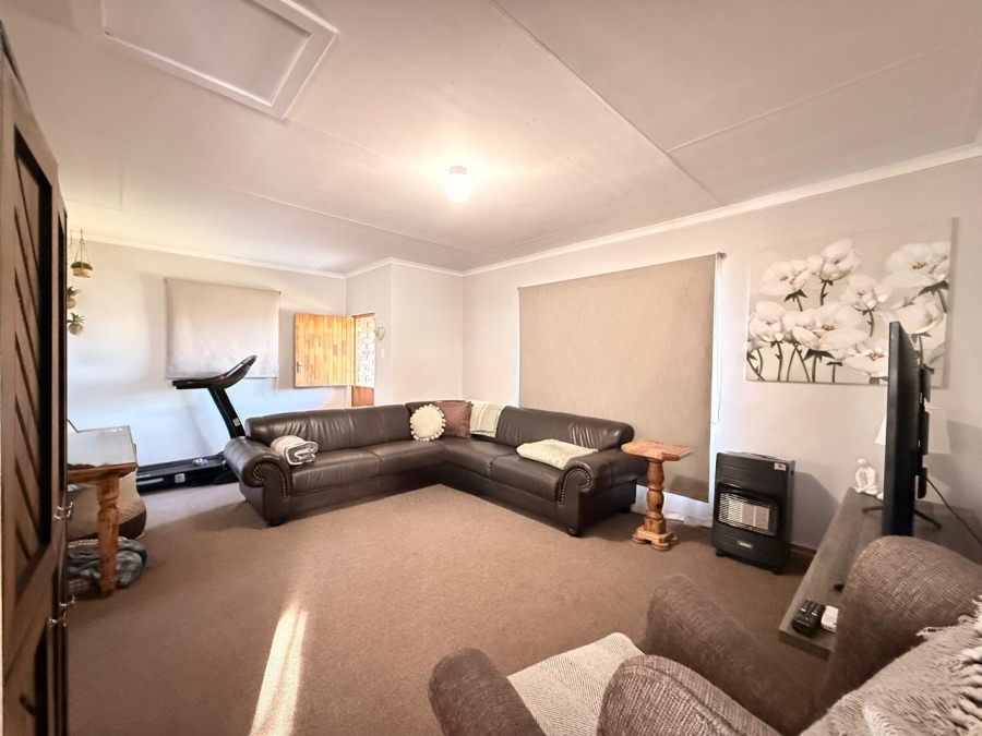 3 Bedroom Property for Sale in Sunnyridge KwaZulu-Natal