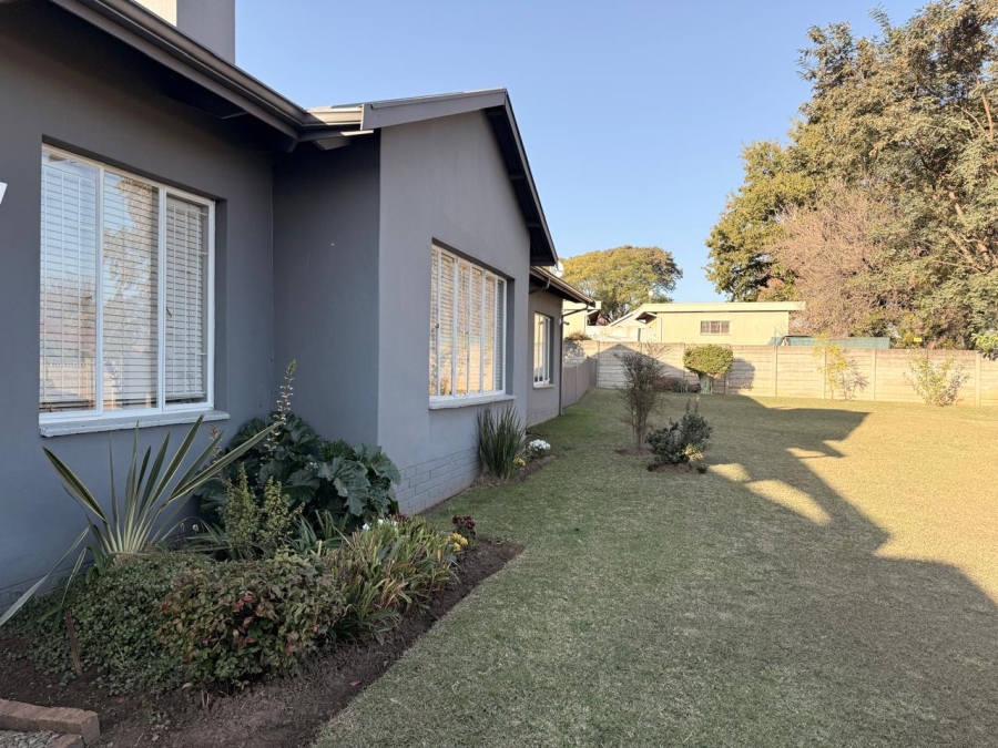 3 Bedroom Property for Sale in Sunnyridge KwaZulu-Natal