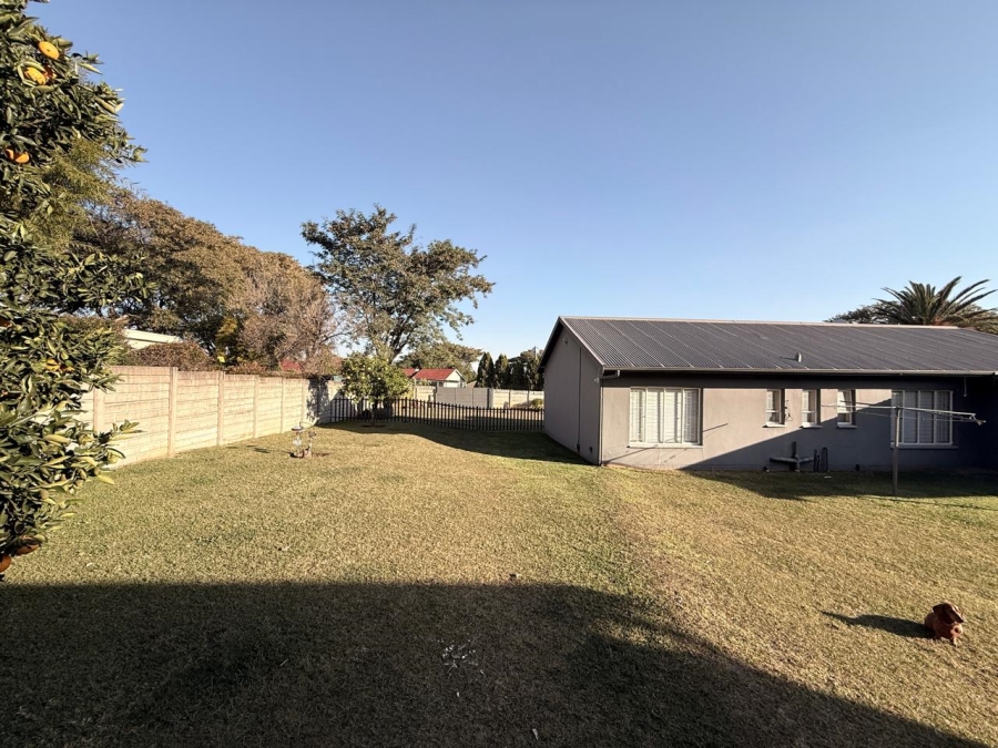 3 Bedroom Property for Sale in Sunnyridge KwaZulu-Natal
