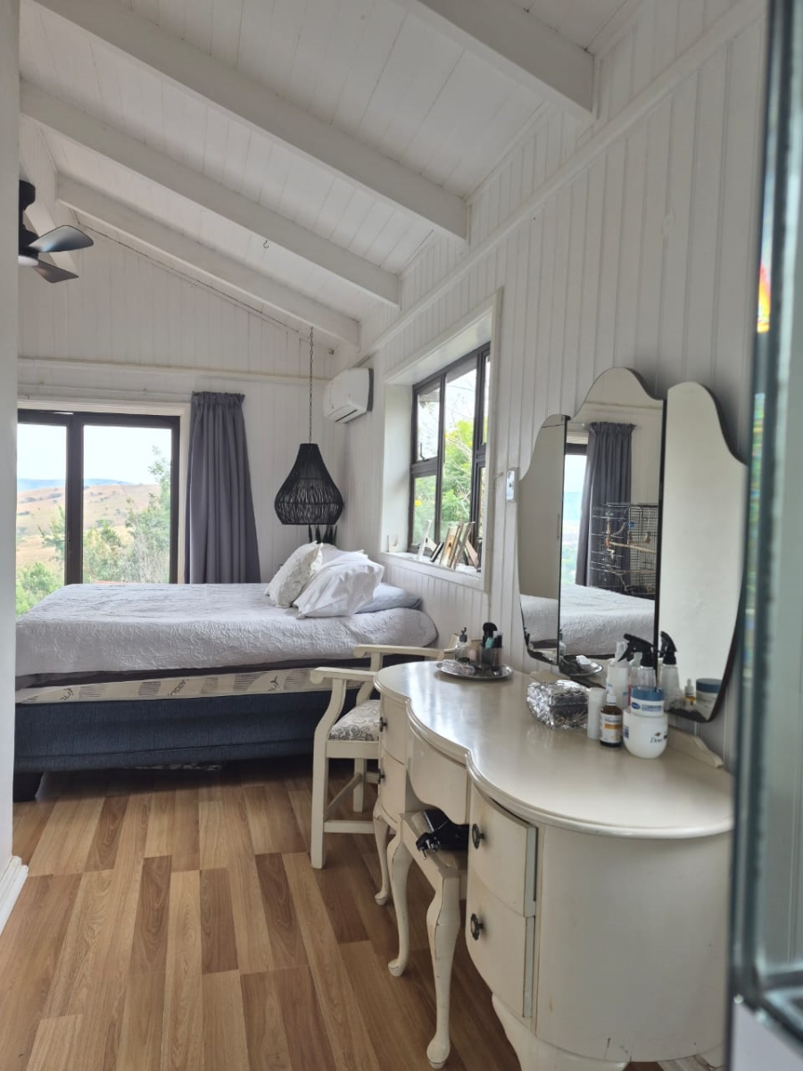 5 Bedroom Property for Sale in Signal Hill KwaZulu-Natal