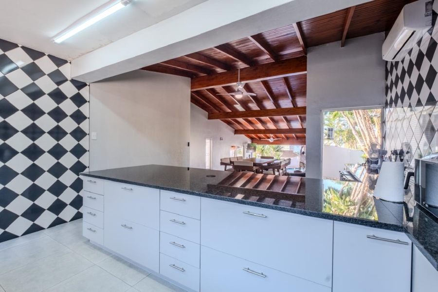 4 Bedroom Property for Sale in Umhlanga KwaZulu-Natal