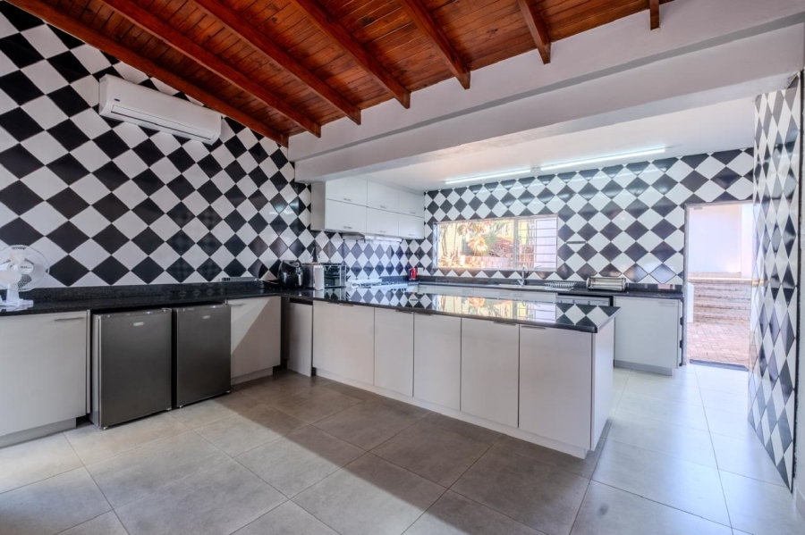 4 Bedroom Property for Sale in Umhlanga KwaZulu-Natal