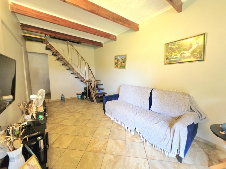 5 Bedroom Property for Sale in Richem KwaZulu-Natal