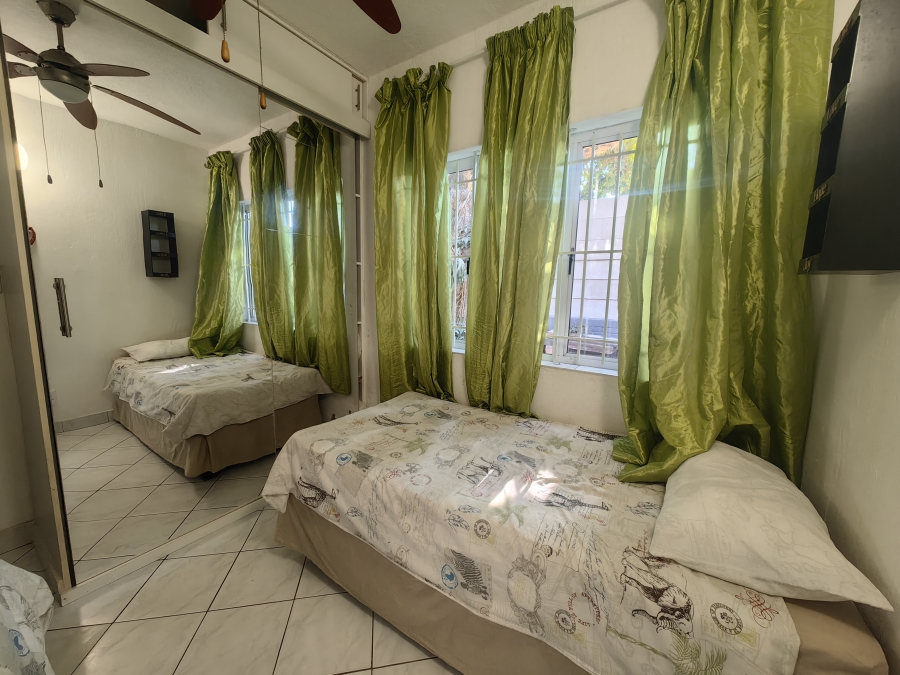 2 Bedroom Property for Sale in Scottburgh Central KwaZulu-Natal