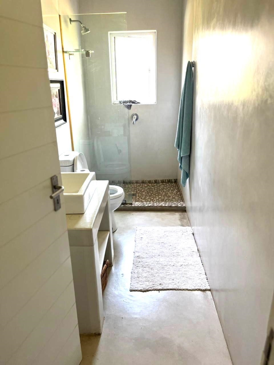 5 Bedroom Property for Sale in Zini River Estate KwaZulu-Natal