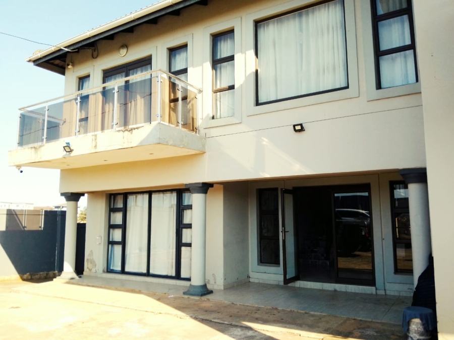 6 Bedroom Property for Sale in Groutville KwaZulu-Natal