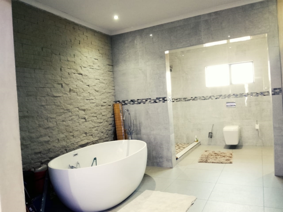 6 Bedroom Property for Sale in Groutville KwaZulu-Natal