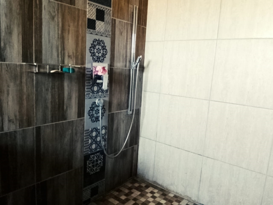 6 Bedroom Property for Sale in Groutville KwaZulu-Natal