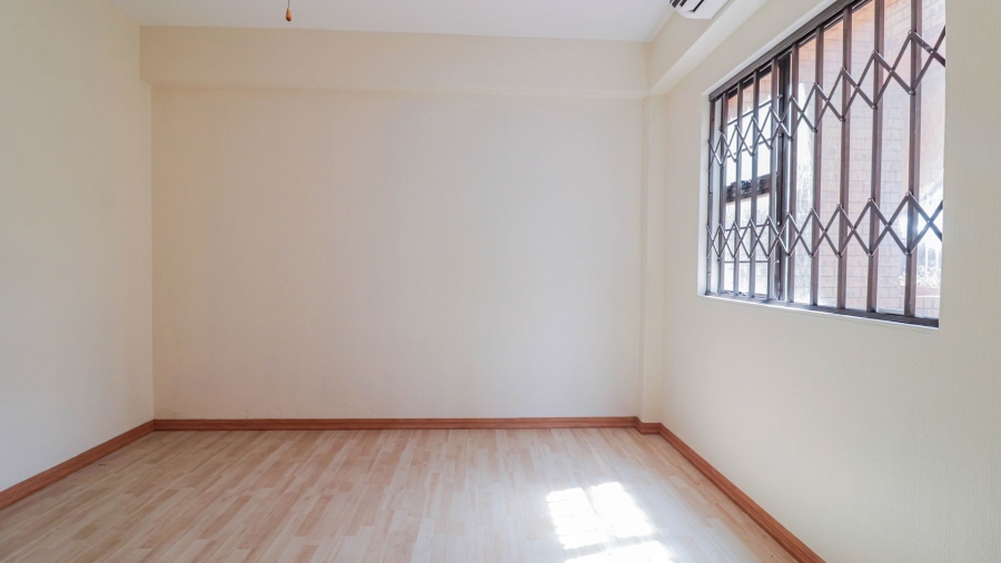 2 Bedroom Property for Sale in Amanzimtoti KwaZulu-Natal