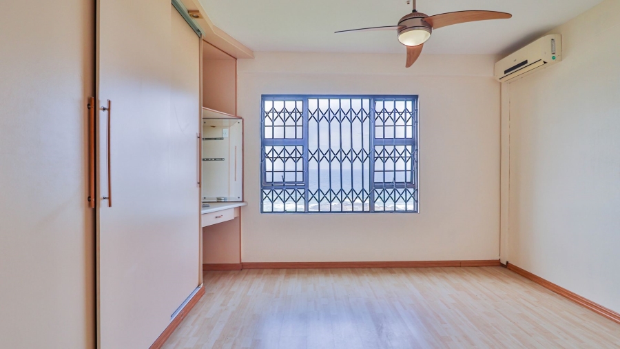 2 Bedroom Property for Sale in Amanzimtoti KwaZulu-Natal