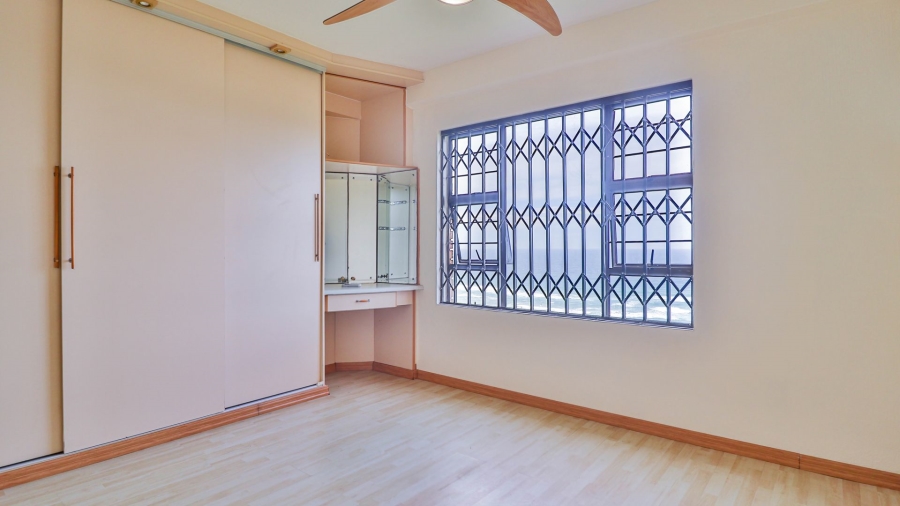 2 Bedroom Property for Sale in Amanzimtoti KwaZulu-Natal