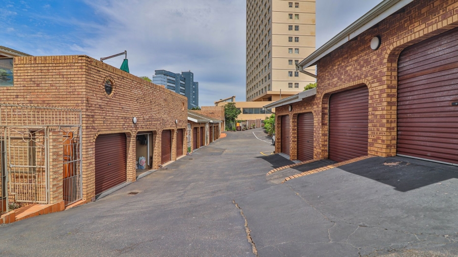 2 Bedroom Property for Sale in Amanzimtoti KwaZulu-Natal
