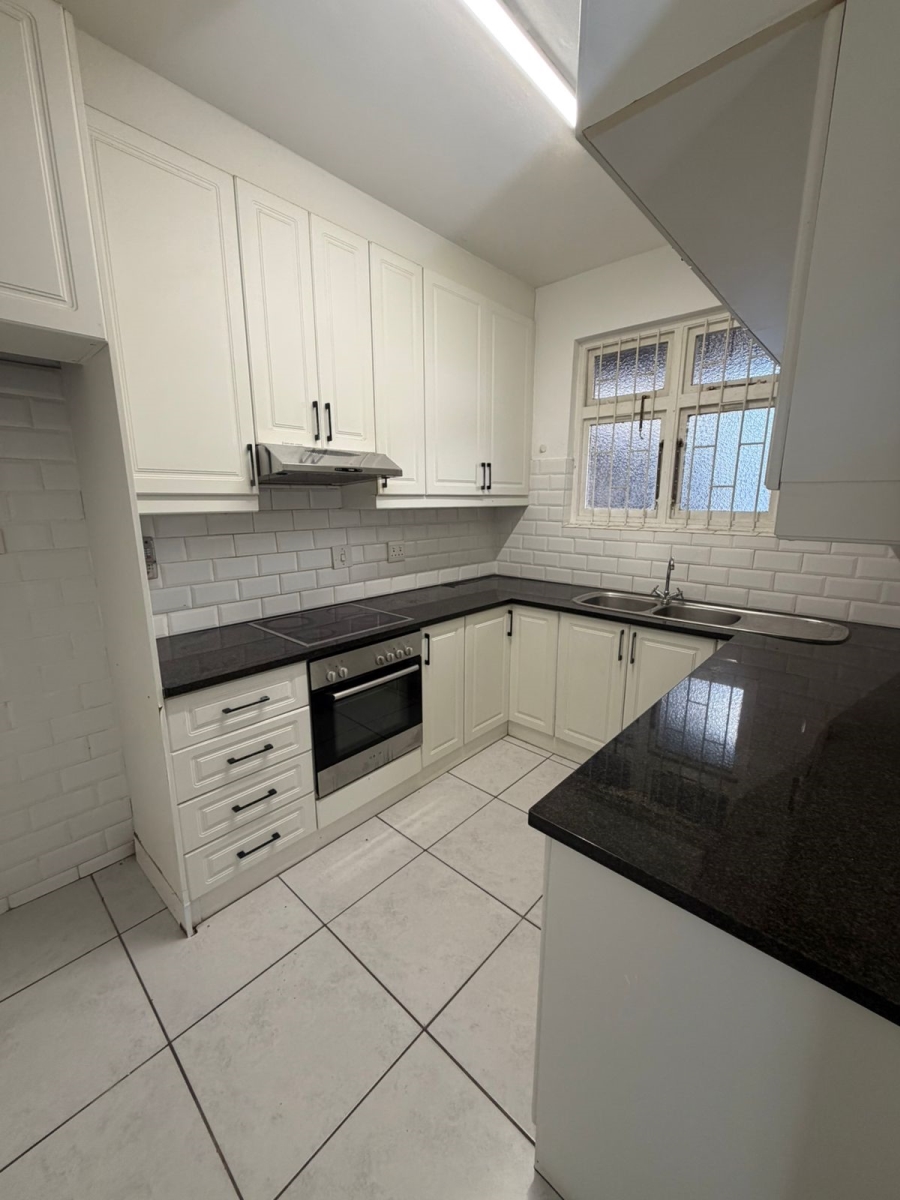 2 Bedroom Property for Sale in Glenwood KwaZulu-Natal