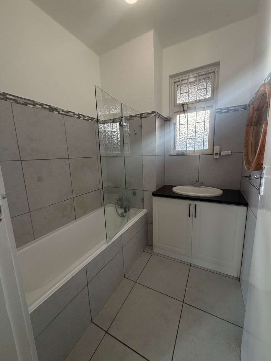 2 Bedroom Property for Sale in Glenwood KwaZulu-Natal