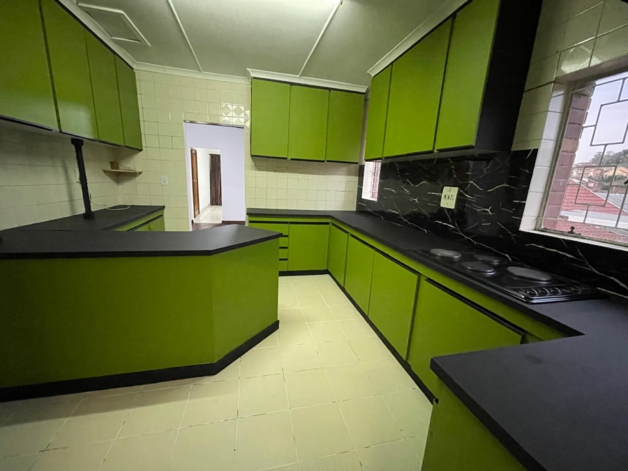 5 Bedroom Property for Sale in Allandale KwaZulu-Natal