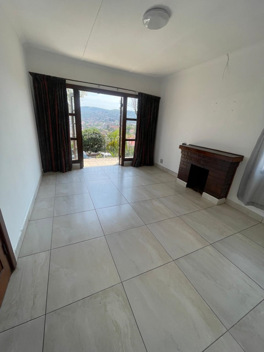 5 Bedroom Property for Sale in Allandale KwaZulu-Natal