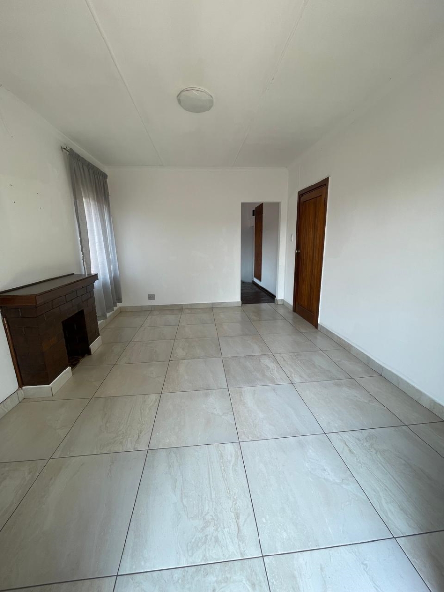 5 Bedroom Property for Sale in Allandale KwaZulu-Natal