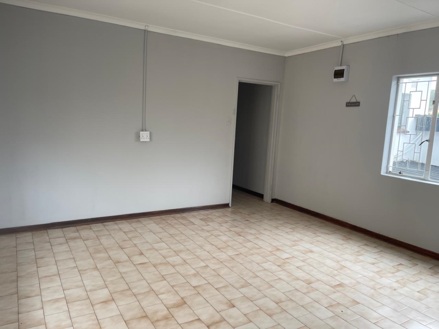 5 Bedroom Property for Sale in Allandale KwaZulu-Natal