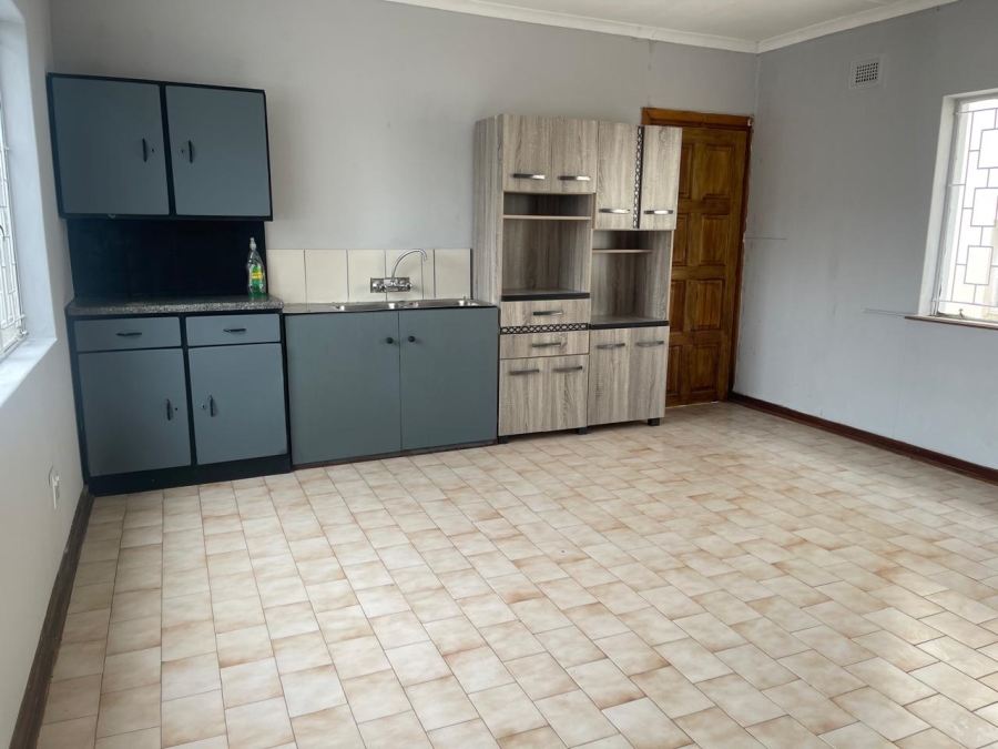 5 Bedroom Property for Sale in Allandale KwaZulu-Natal