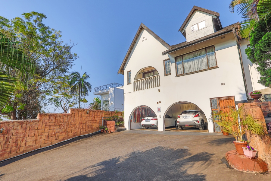6 Bedroom Property for Sale in Everest Heights KwaZulu-Natal