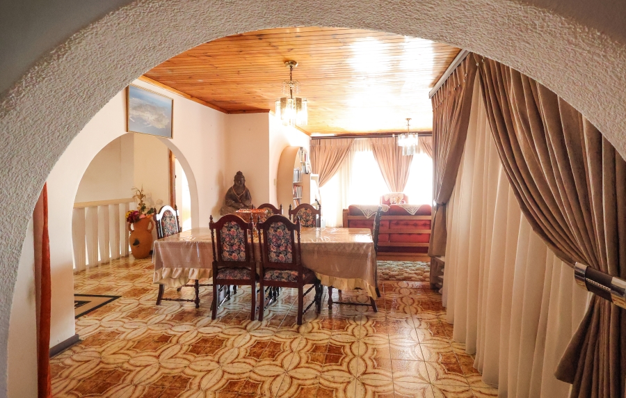 6 Bedroom Property for Sale in Everest Heights KwaZulu-Natal