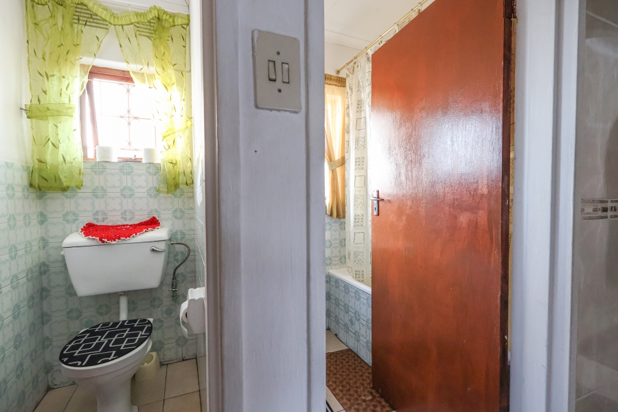 6 Bedroom Property for Sale in Everest Heights KwaZulu-Natal
