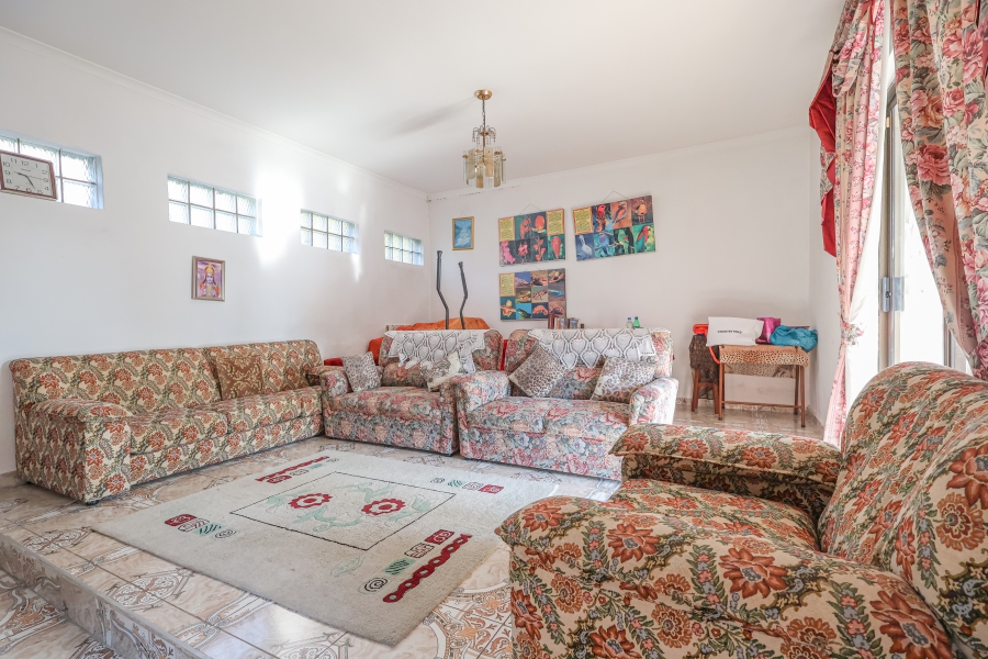 6 Bedroom Property for Sale in Everest Heights KwaZulu-Natal