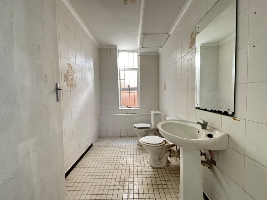 To Let Commercial Property for Rent in Morningside KwaZulu-Natal