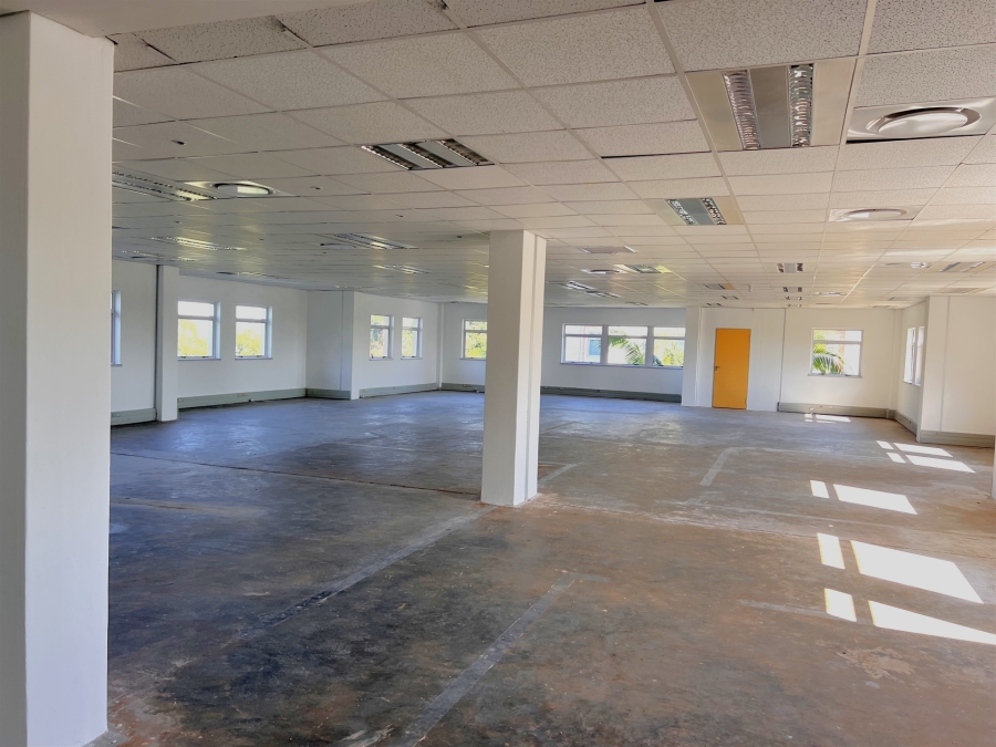 To Let Commercial Property for Rent in Edgemount Estate KwaZulu-Natal