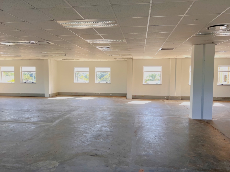 To Let Commercial Property for Rent in Edgemount Estate KwaZulu-Natal
