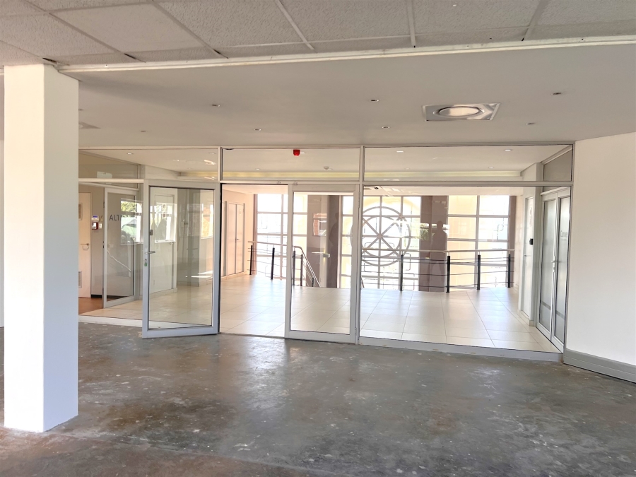 To Let Commercial Property for Rent in Edgemount Estate KwaZulu-Natal