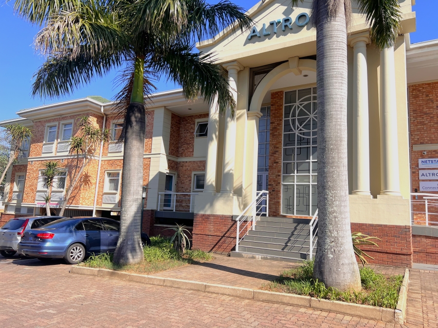 To Let Commercial Property for Rent in Edgemount Estate KwaZulu-Natal