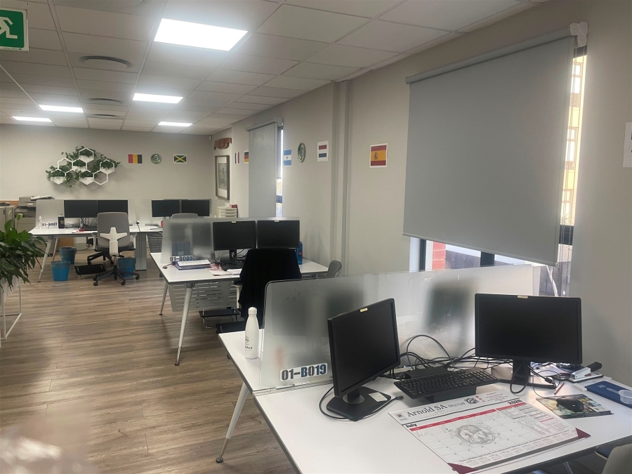 To Let Commercial Property for Rent in Umhlanga Ridge KwaZulu-Natal
