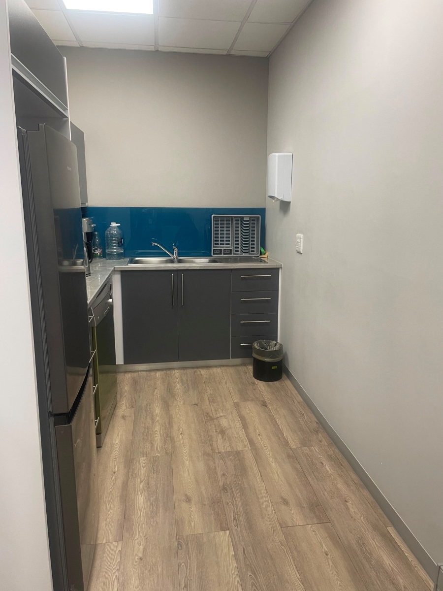 To Let Commercial Property for Rent in Umhlanga Ridge KwaZulu-Natal
