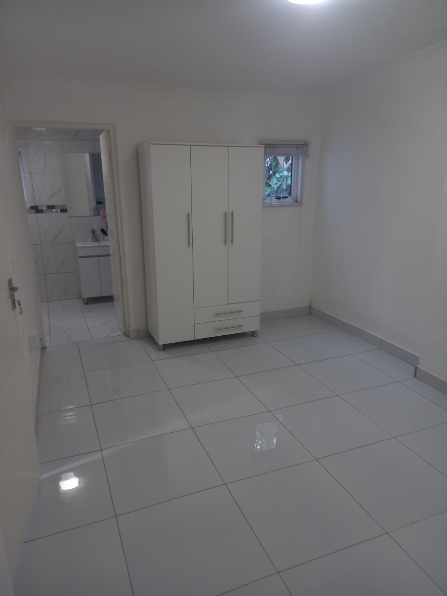 1 Bedroom Property for Sale in Brighton Beach KwaZulu-Natal