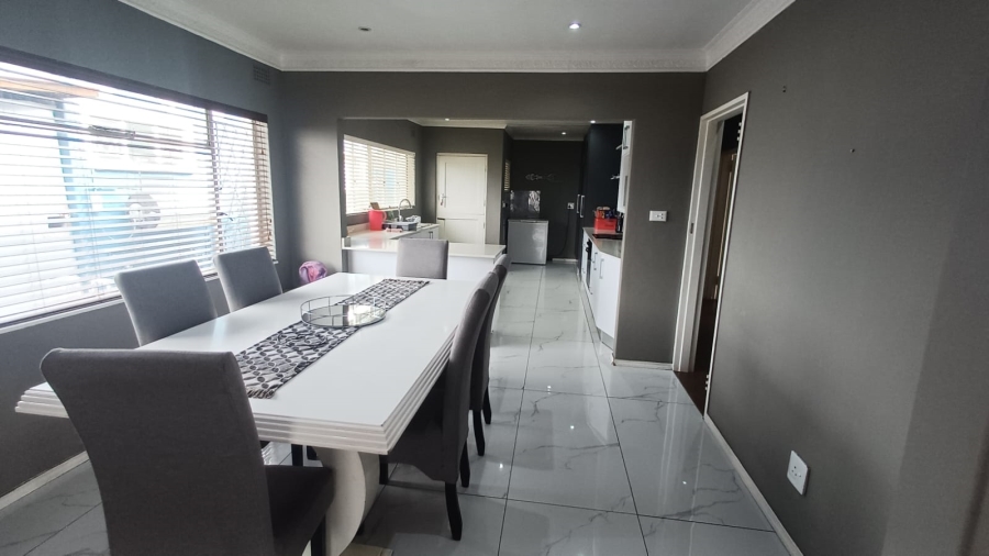 3 Bedroom Property for Sale in Woodlands KwaZulu-Natal
