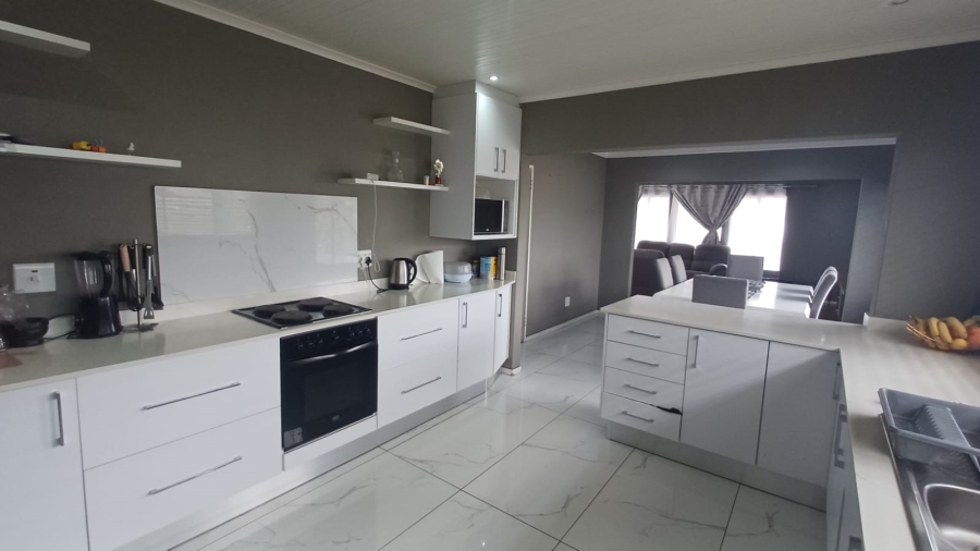 3 Bedroom Property for Sale in Woodlands KwaZulu-Natal